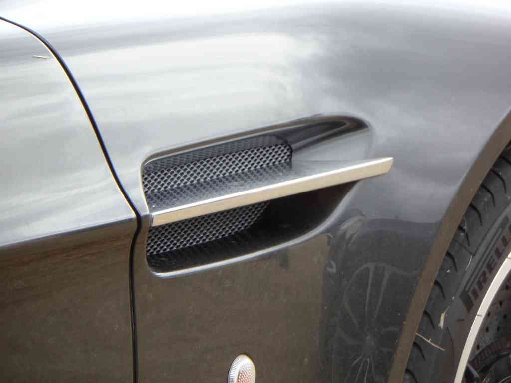Aston Martin Vent Bonnet 2748 A4 Photo Print