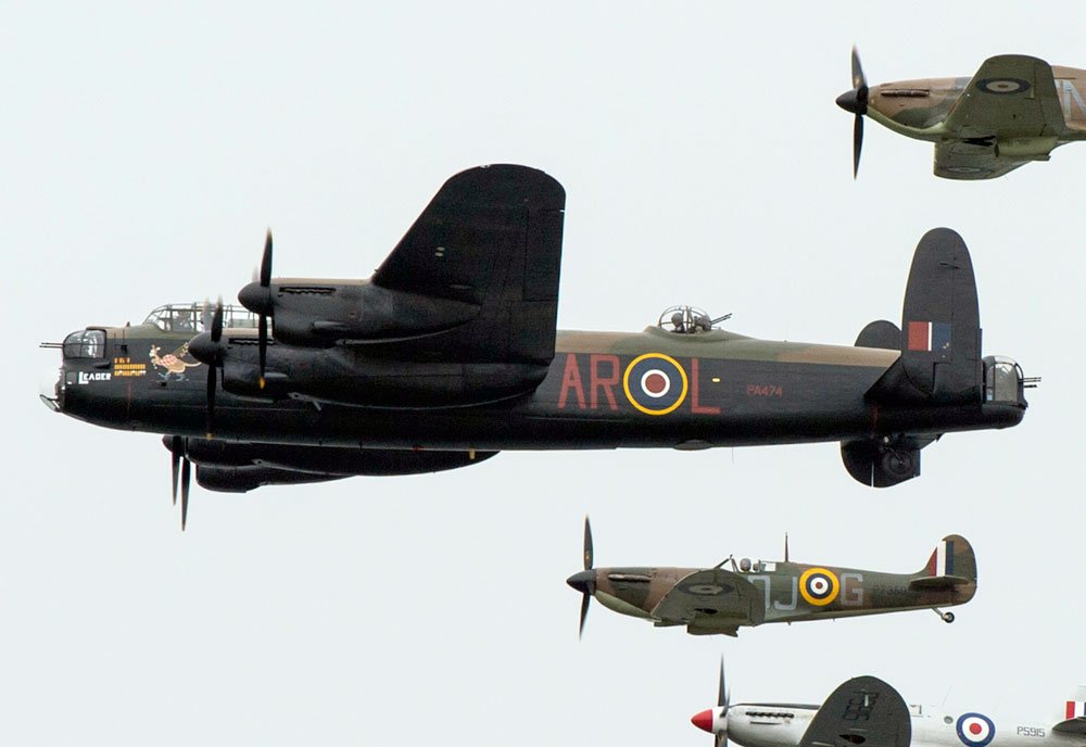Avro Lancaster Heavy Four Engine Bomber United Kingdom 17 Military A4 Photo Print
