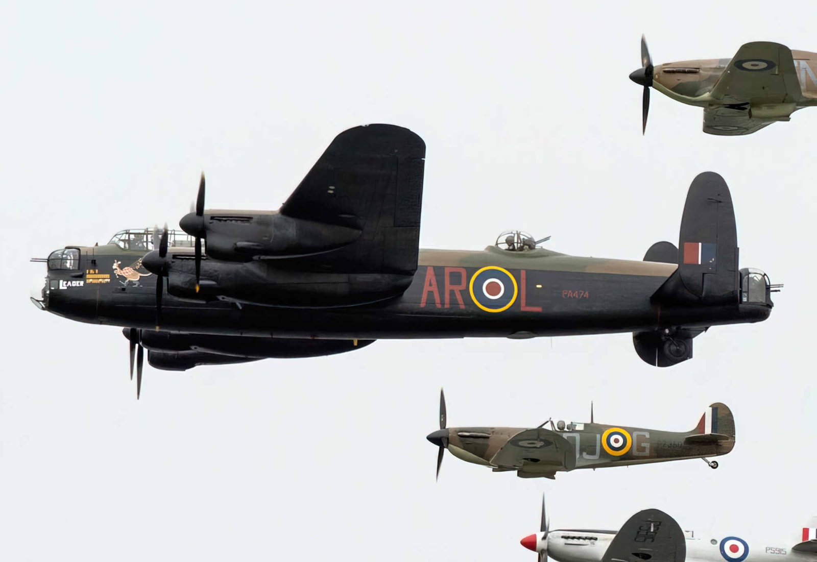 Avro Lancaster Heavy Four Engine Bomber United Kingdom 17 (2) Military A4 Photo Print