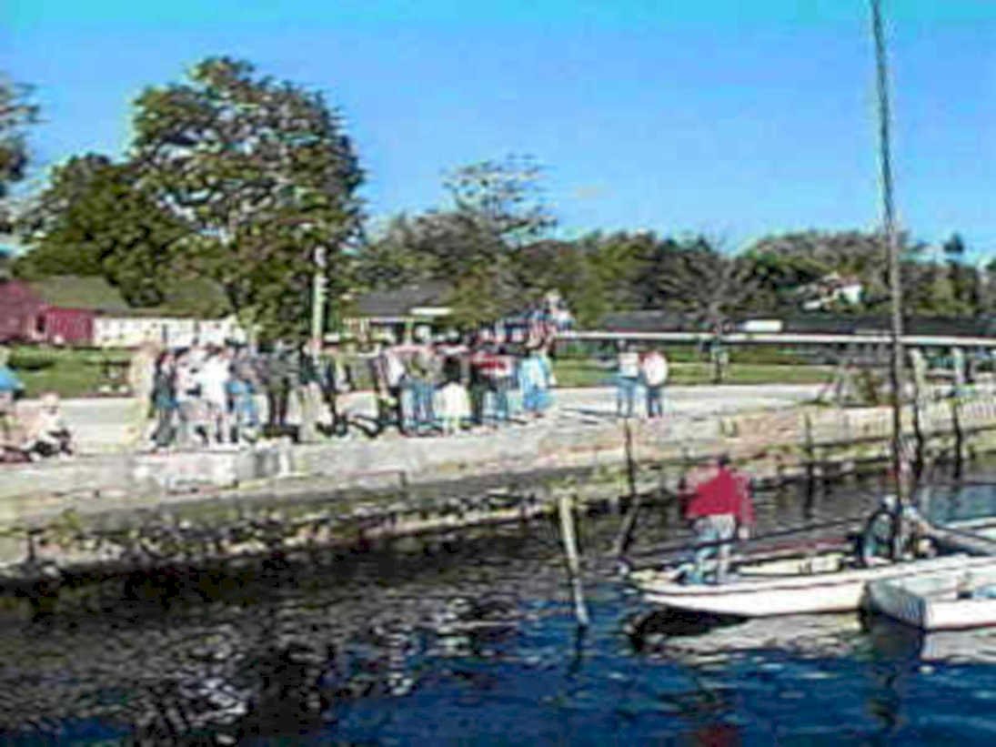 B363661980s 1990s A4 Photo Print