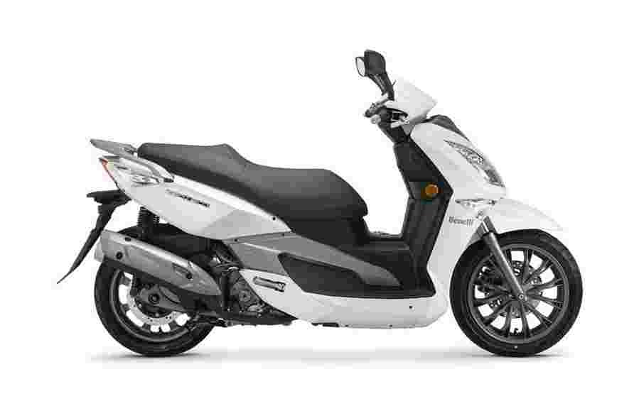 BENELLI Zenzero 350 10527 3 Car A4 Photo Print