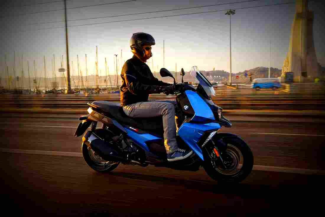 BMW C 400 X 2018 4 motorbike A4 Photo Print