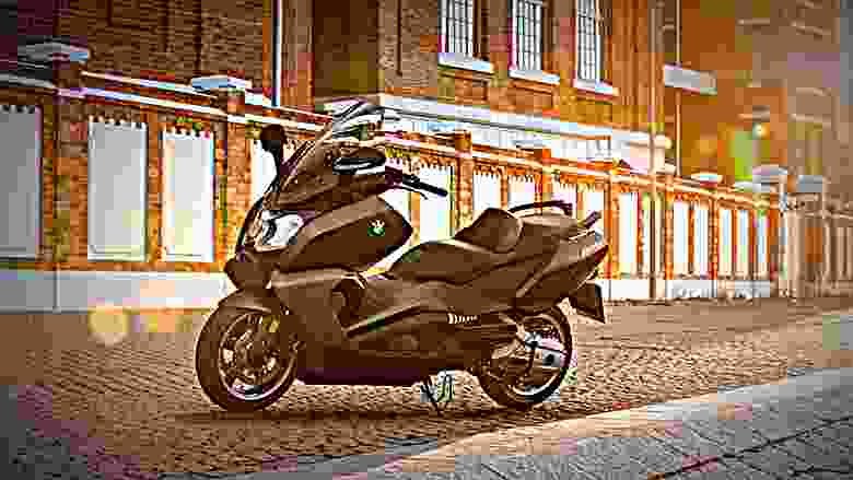 BMW C 650 GT Highline 2019 2 motorbike A4 Photo Print
