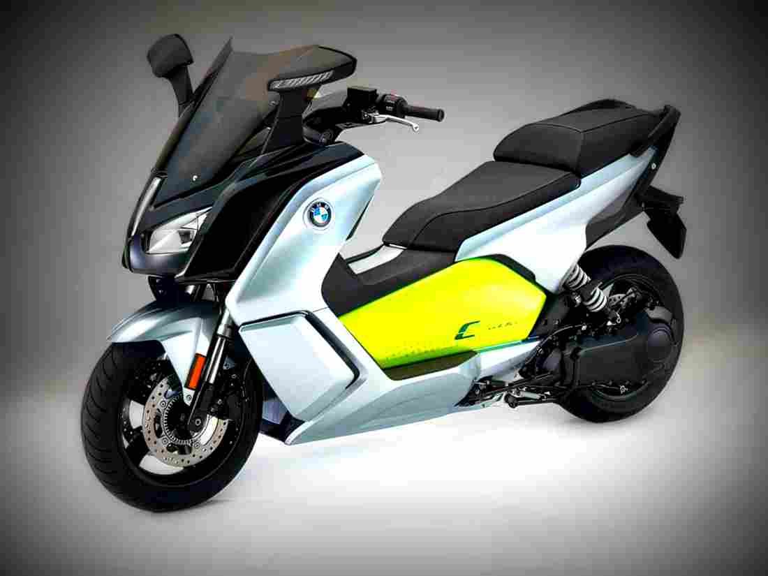 BMW C Evolution 2017 4 motorbike A4 Photo Print