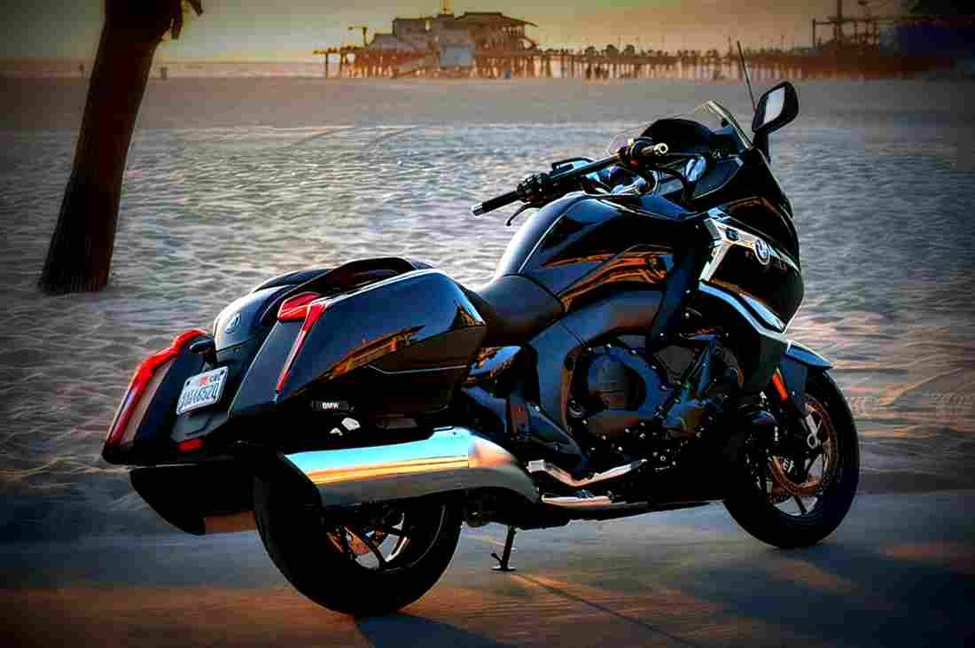 BMW K 1600 B LE 2018 3 motorbike A4 Photo Print