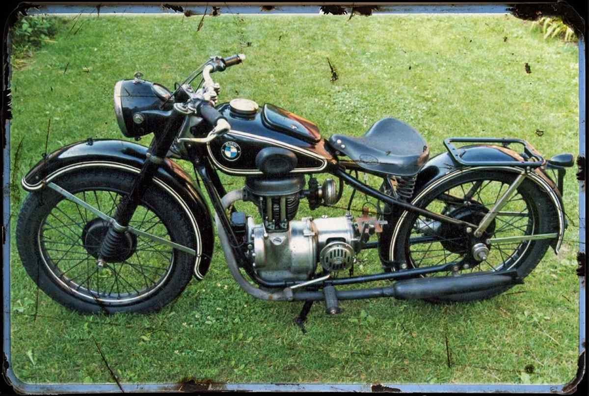 BMW R 23 aged A4 Photo Print