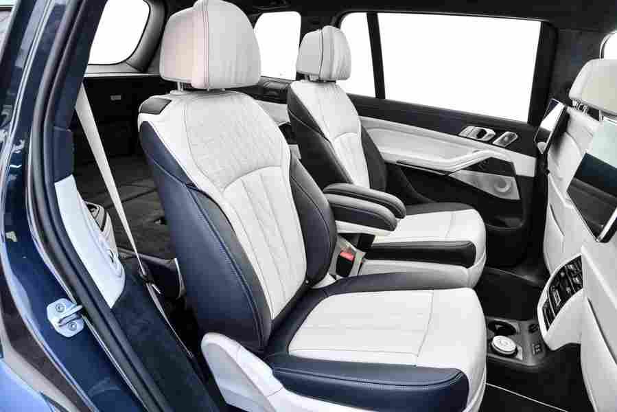 BMW X7  G07  6431 95 Car A4 Photo Print