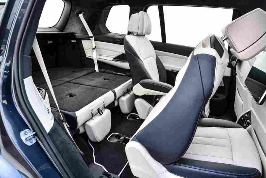 BMW X7  G07  6431 96 Car A4 Photo Print