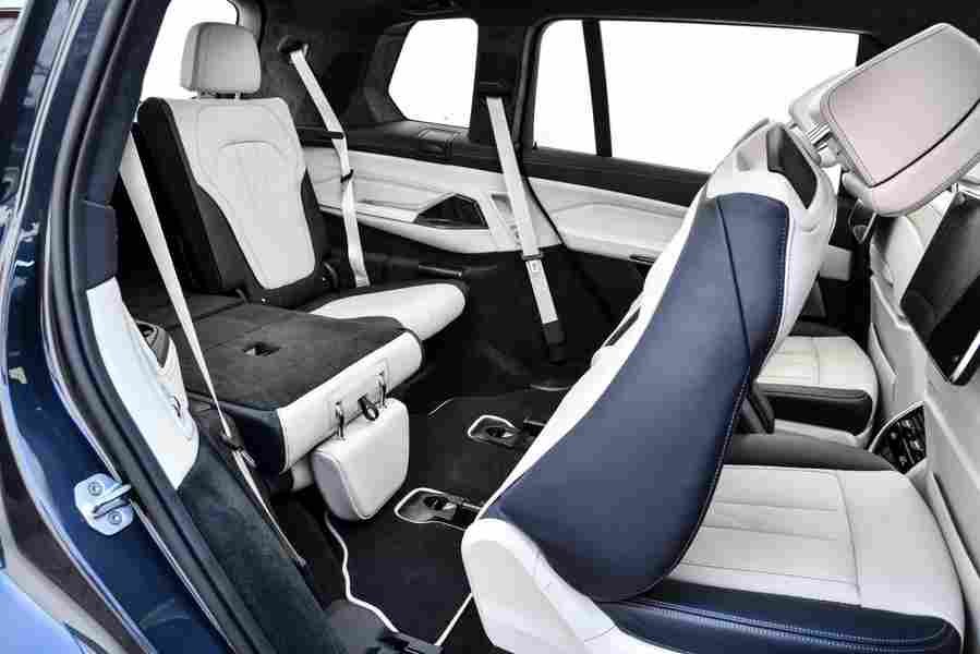 BMW X7  G07  6431 97 Car A4 Photo Print