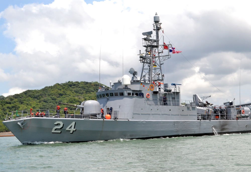 Bap Herrera Cm24 Fast Attack Craft Peruvian Navy Military A4 Photo Print