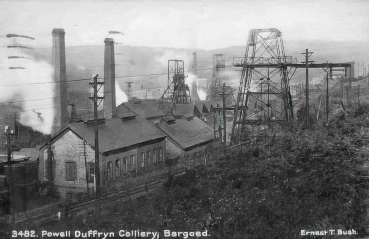 Bargoed Powell Dyffryn Colliery Vintage A4 Photo Print
