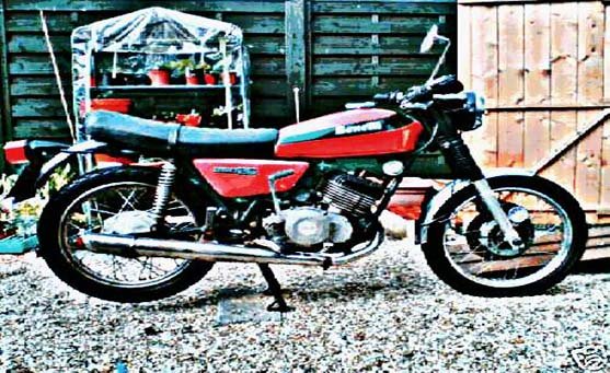Benelli 250 motorbike A4 Photo Print