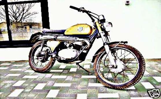 Benelli Leoncino motorbike A4 Photo Print