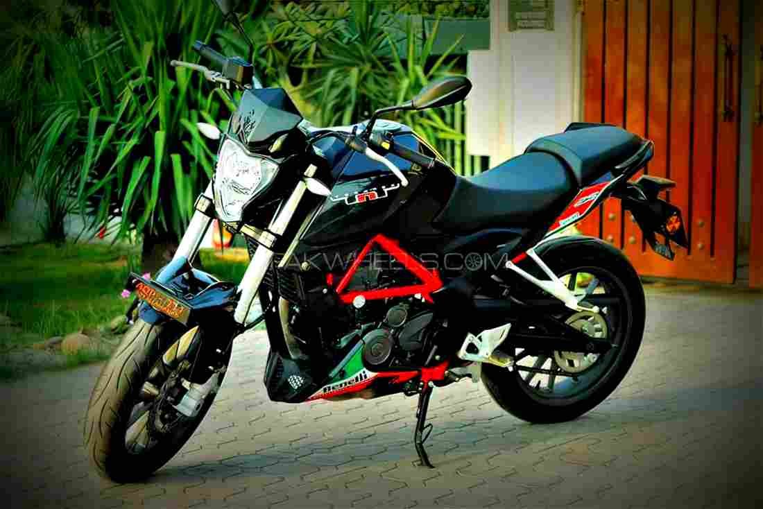 Benelli TNT 25 2017 3 motorbike A4 Photo Print