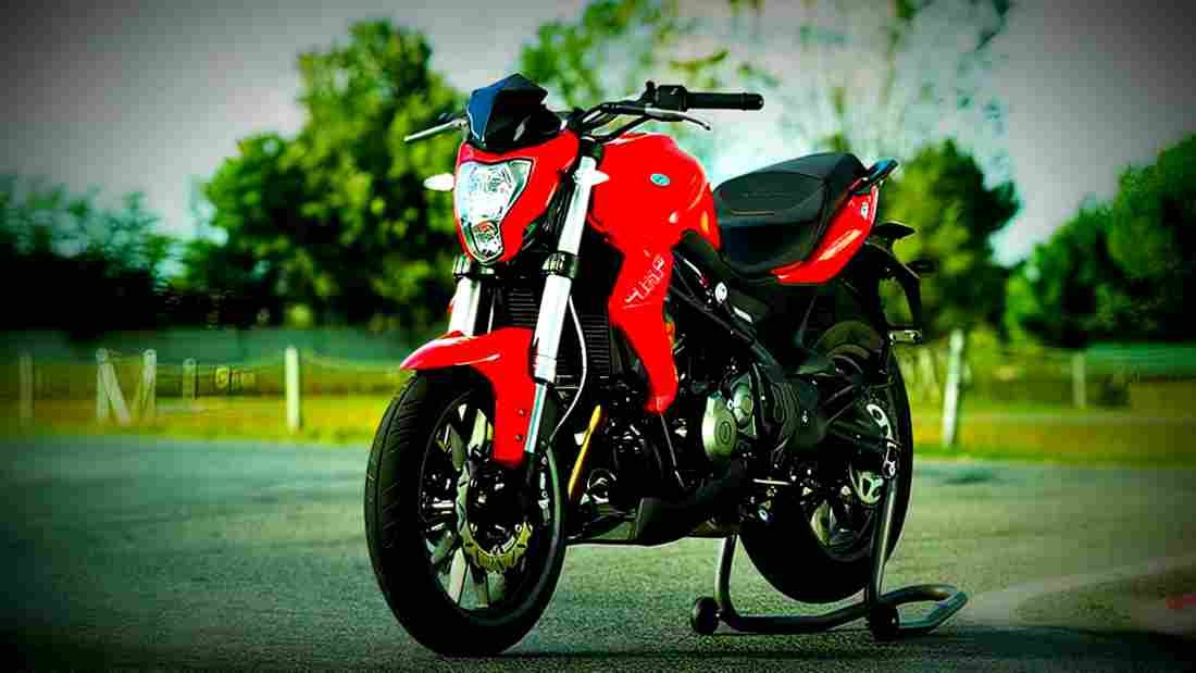 Benelli TNT 300 2017 2 motorbike A4 Photo Print