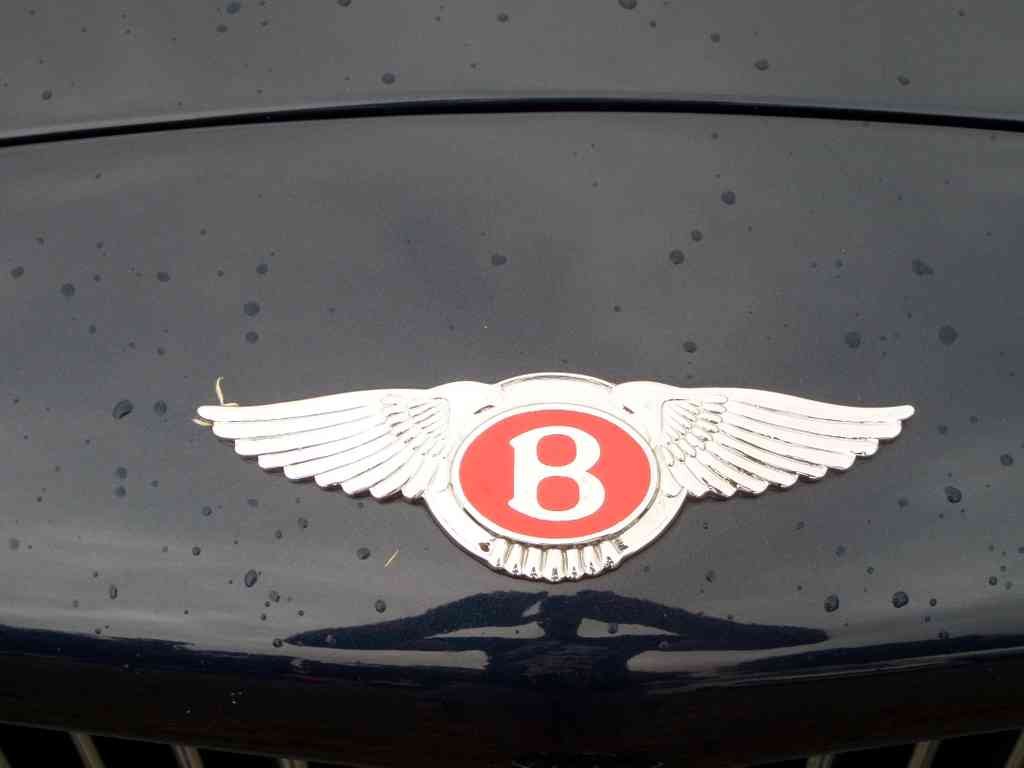 Bentley Boot Bonnet 2390 A4 Photo Print