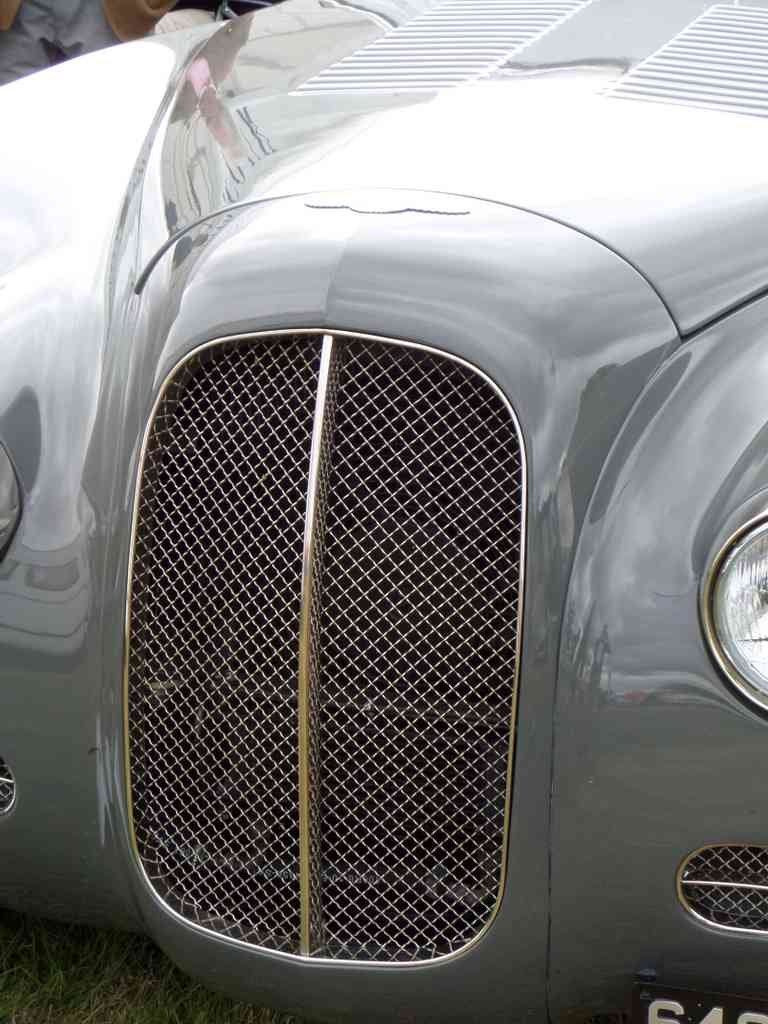 Bentley Boot Bonnet 2741 A4 Photo Print