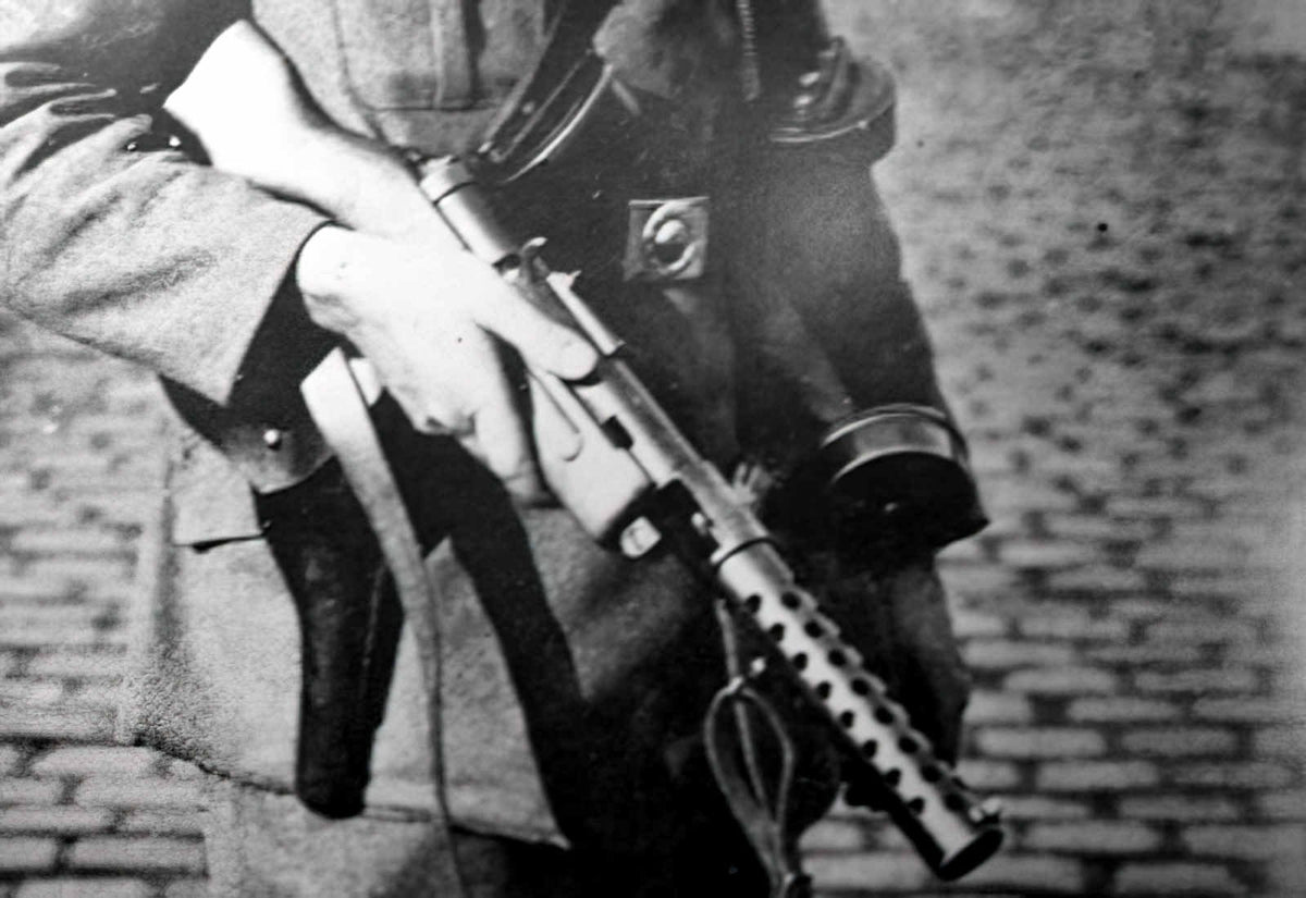 Bergmann Mp18 Smg (2) Military A4 Photo Print