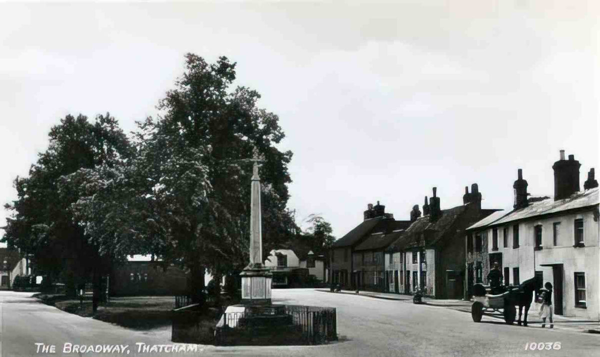 Berkshire Thatcham The Broadway Vintage A4 Photo Print