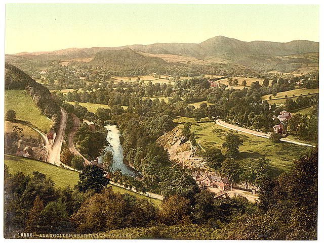 Berwyn Valley Llangollen Vintage A4 Photo Print