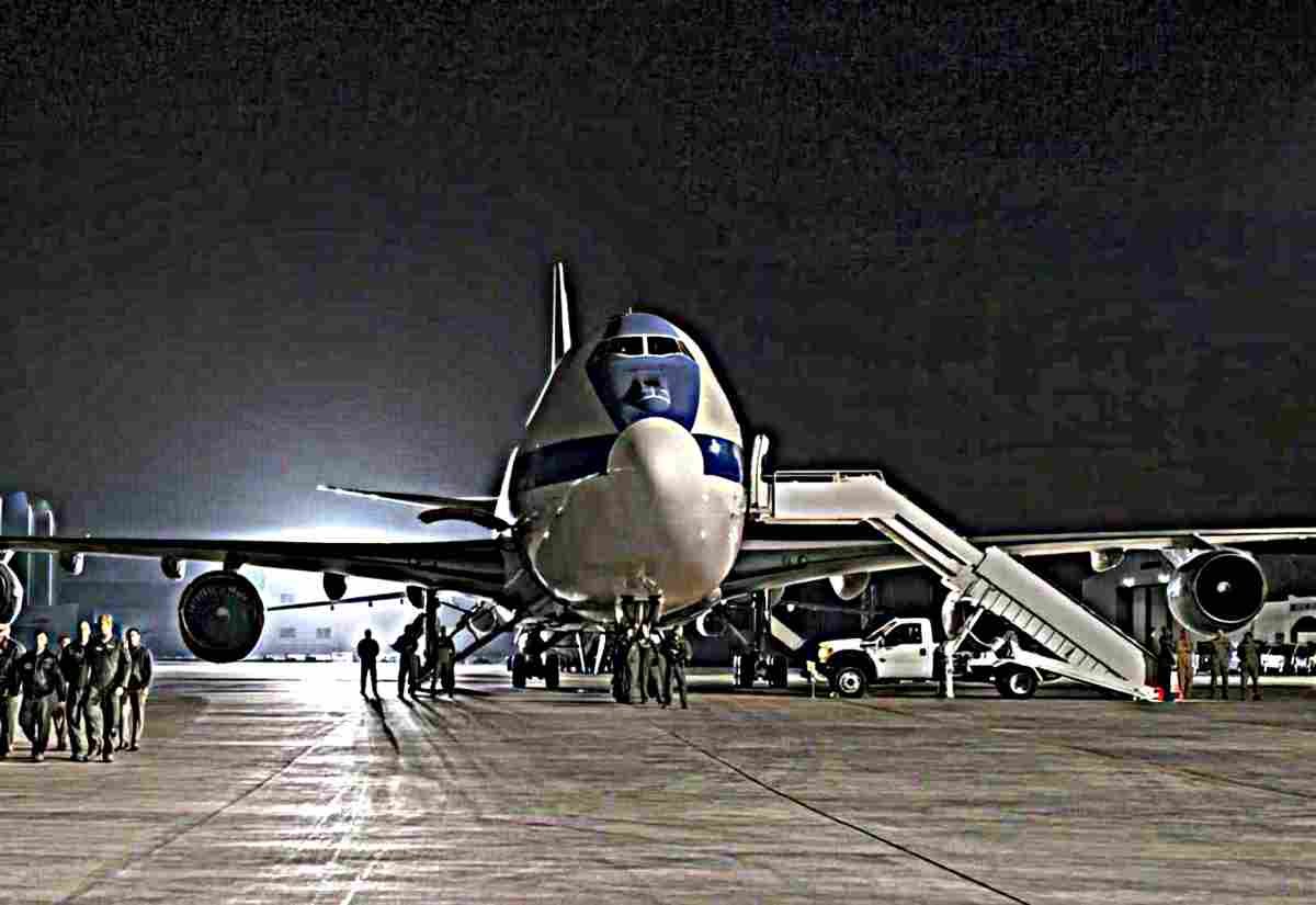 Boeing E4 Airborne Command Post Aircraft United States 5 (2) Military A4 Photo Print