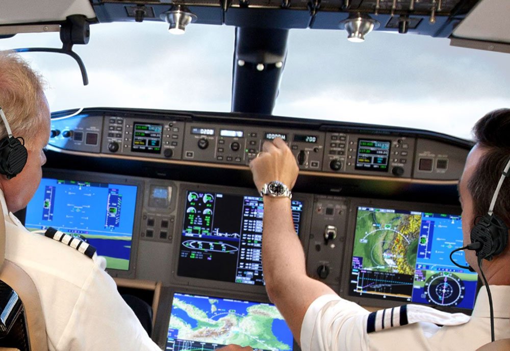 Bombardier Global 8000 Bizjet Military A4 Photo Print