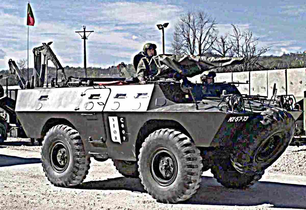 Bravia Chaimite 3 (2) Military A4 Photo Print