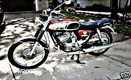 Bridgestone 350 Gtr motorbike A4 Photo Print