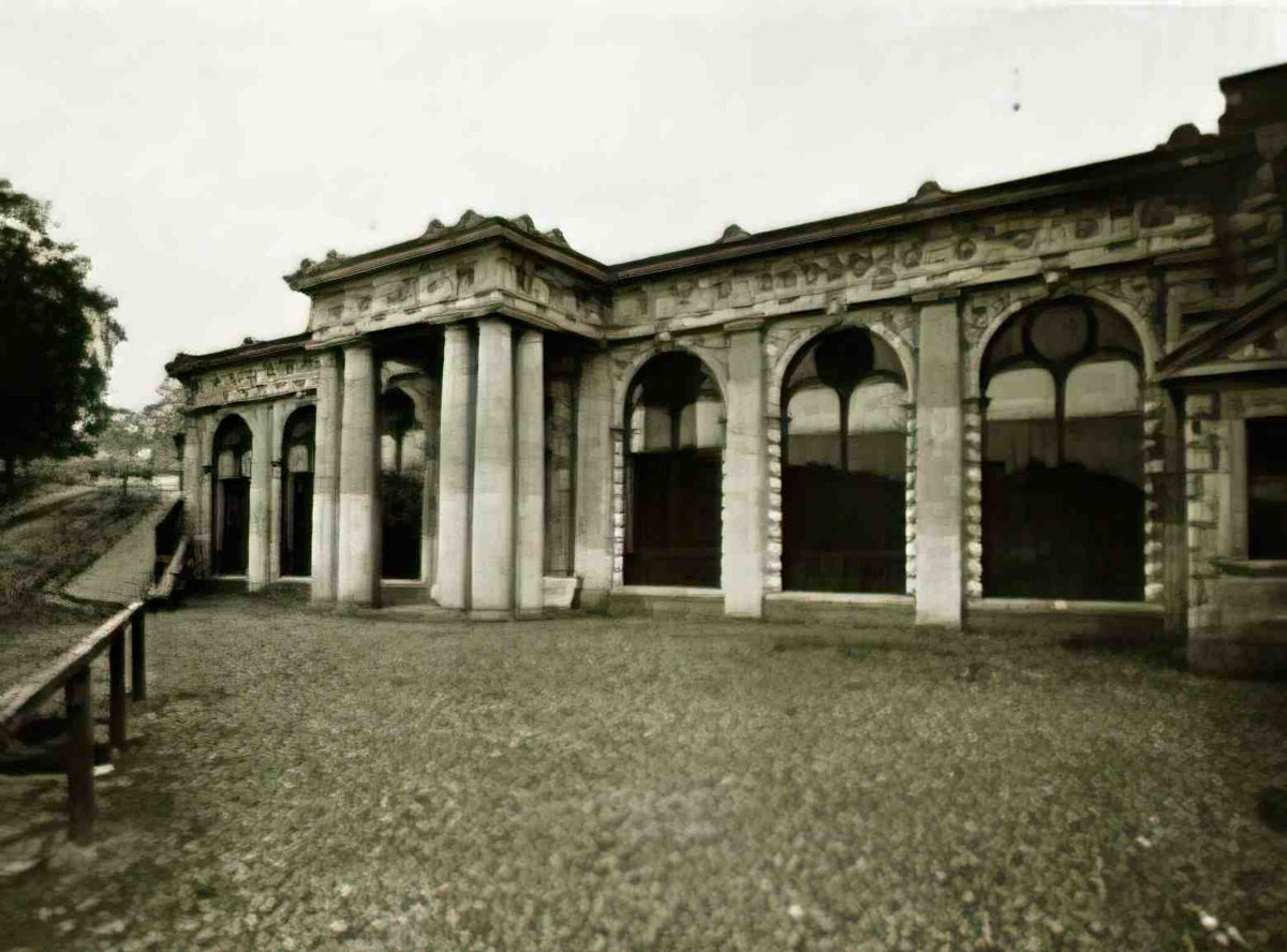 Bristol Clifton Grand Spa Vintage A4 Photo Print