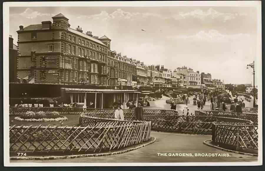 Broadstairs Gardens Vintage A4 Photo Print