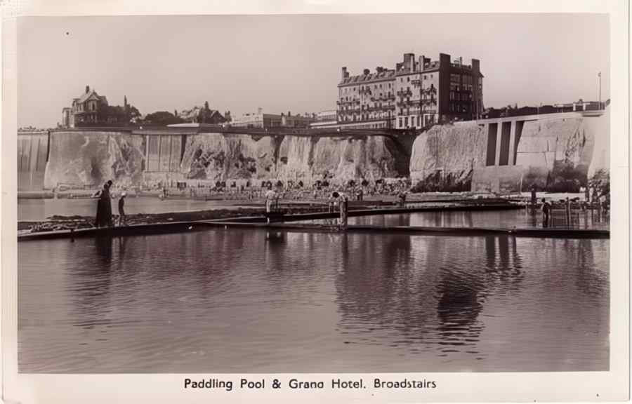 Broadstairs Paddling Pool Vintage A4 Photo Print