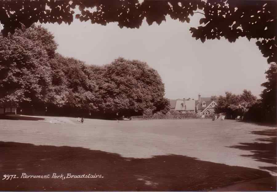 Broadstairs Pierremont Park Vintage A4 Photo Print