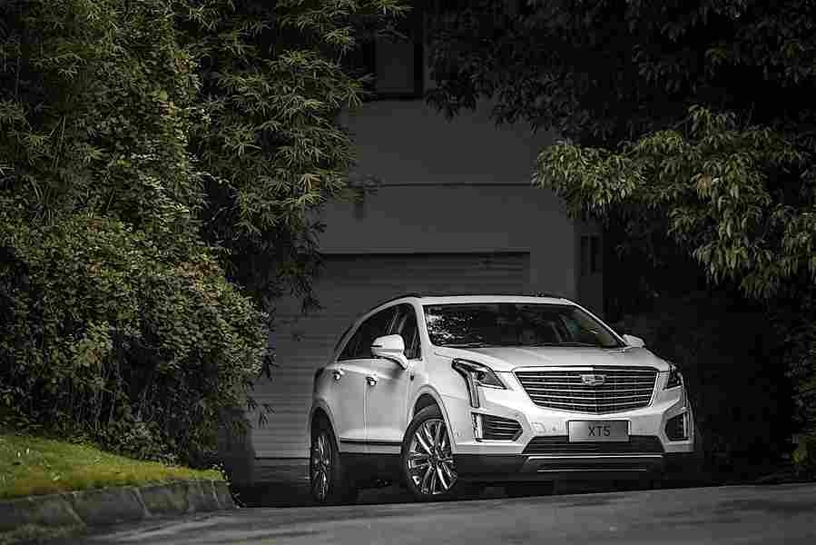 CADILLAC XT5 5730 22 Car A4 Photo Print