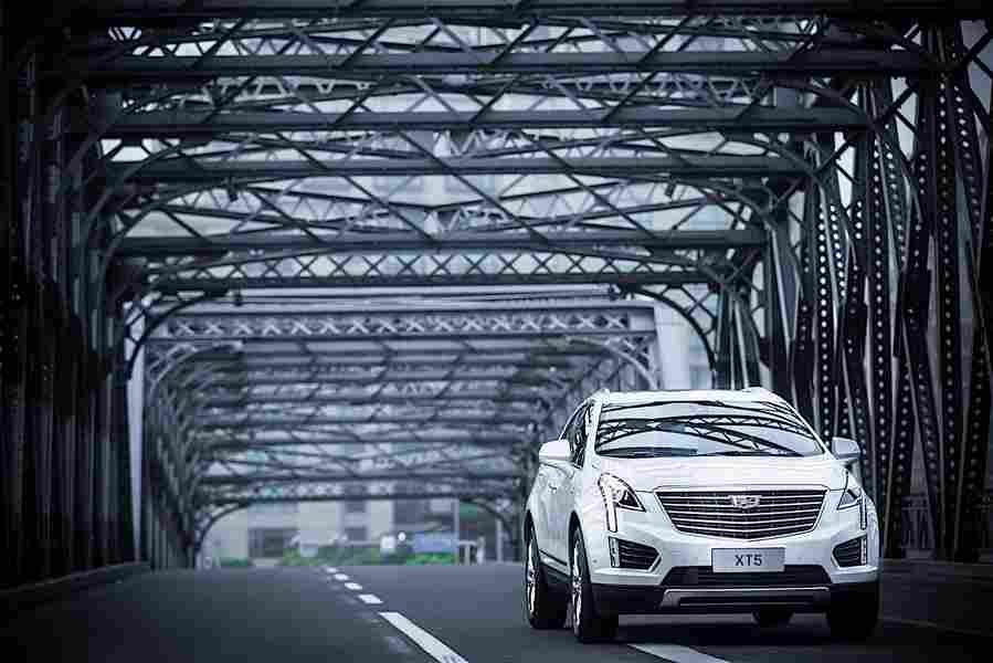 CADILLAC XT5 5730 24 Car A4 Photo Print