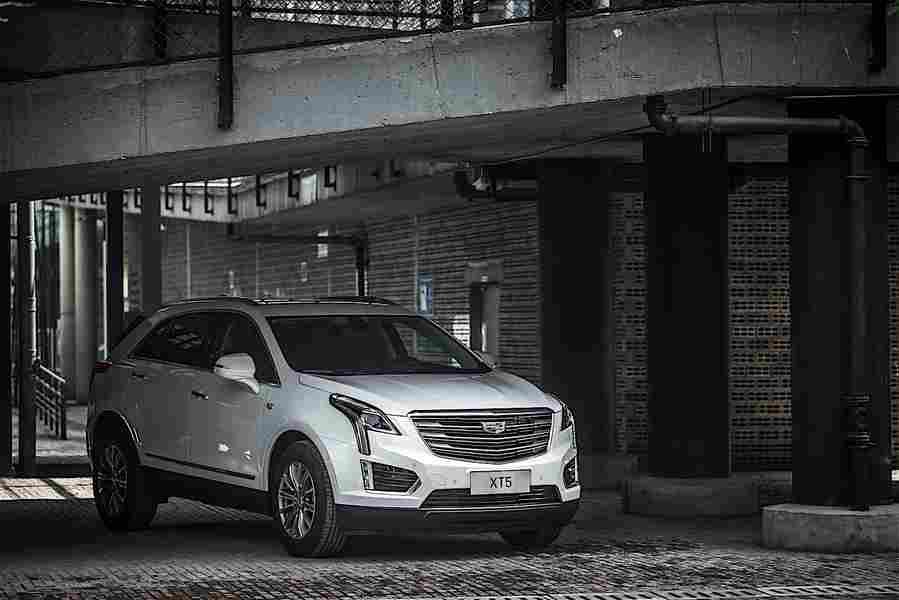 CADILLAC XT5 5730 27 Car A4 Photo Print