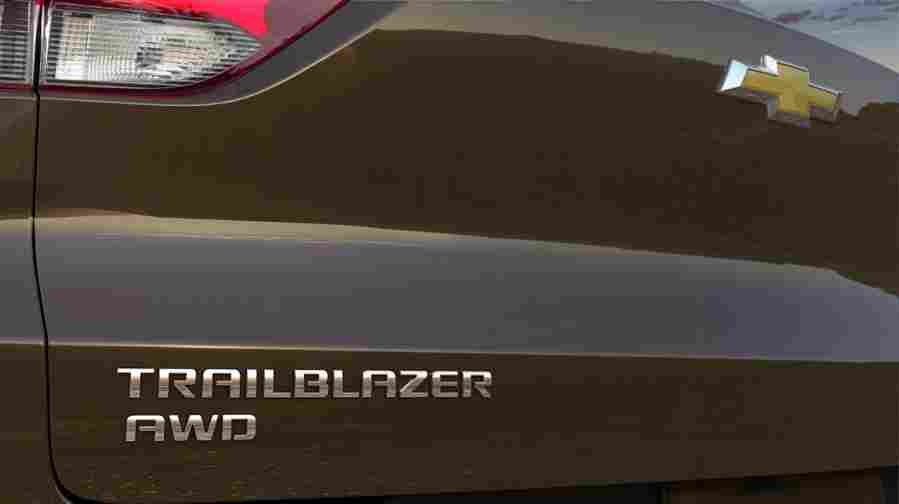 CHEVROLET Trailblazer 6700 15 Car A4 Photo Print