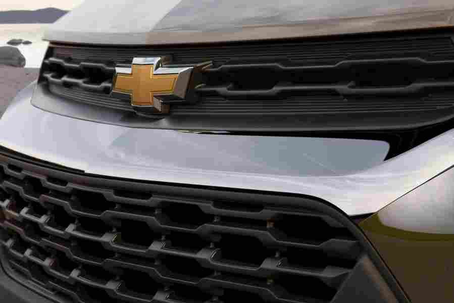 CHEVROLET Trailblazer 6700 16 Car A4 Photo Print