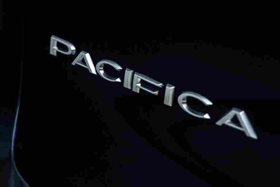 CHRYSLER Pacifica 6778 67 Car A4 Photo Print
