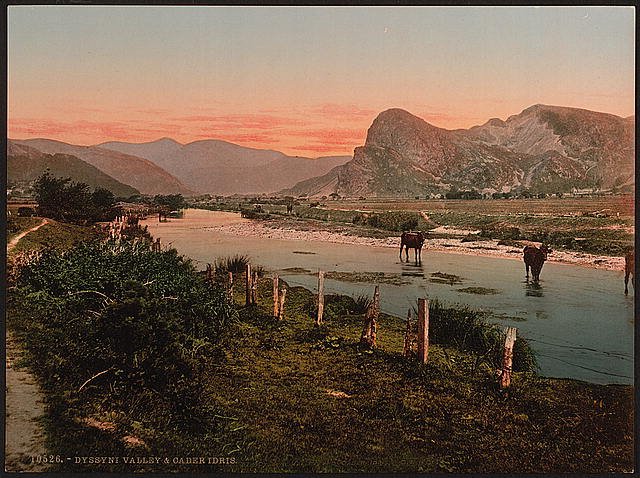 Cader Idris and Dyssyni Valley Vintage A4 Photo Print