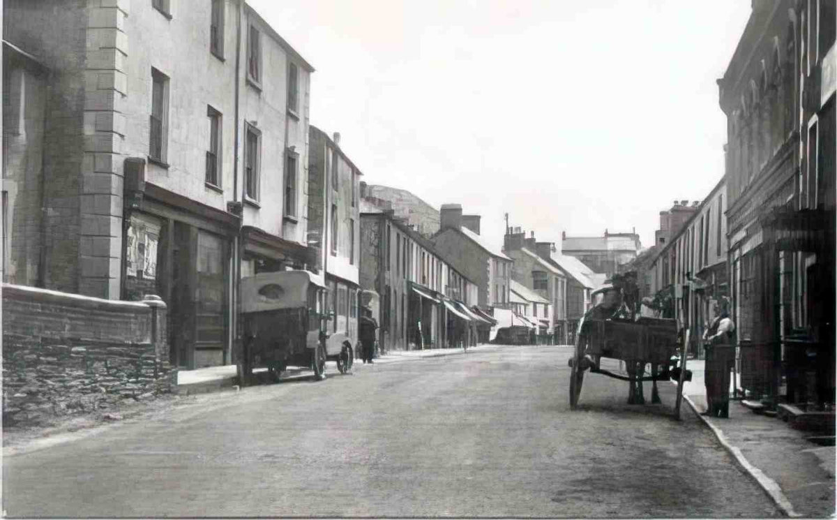 Caernarfonshire Bethesda High Street PE Vintage A4 Photo Print