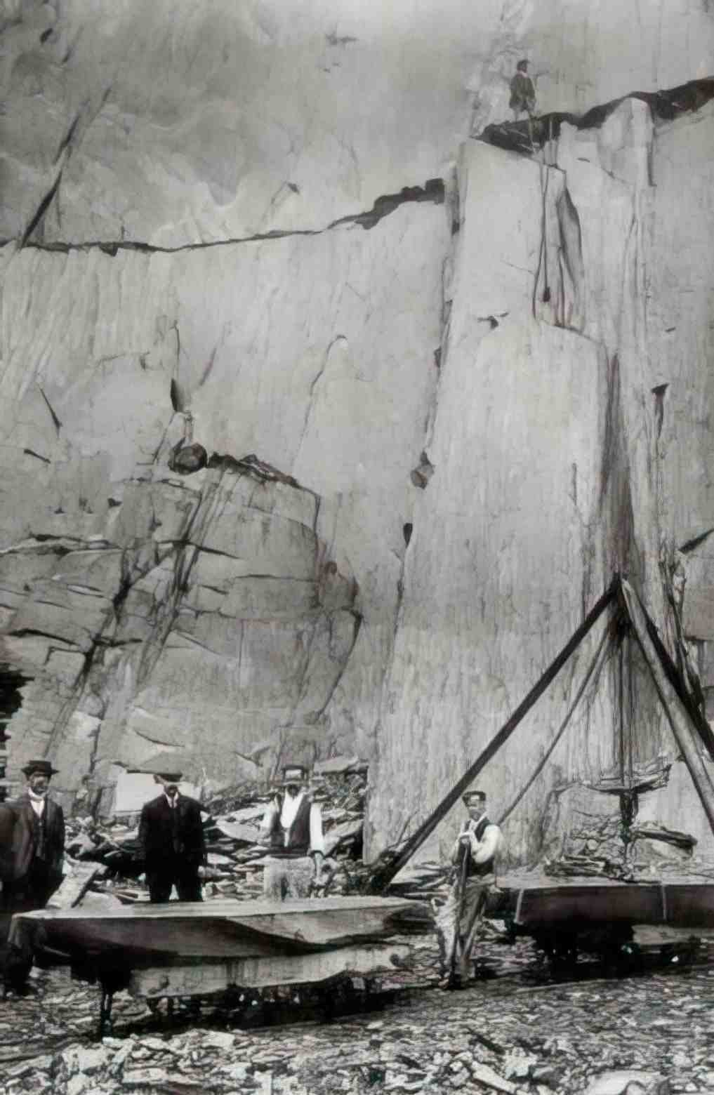 Caernarfonshire Bethesda Penrhyn Slate Quarries PE Vintage A4 Photo Print