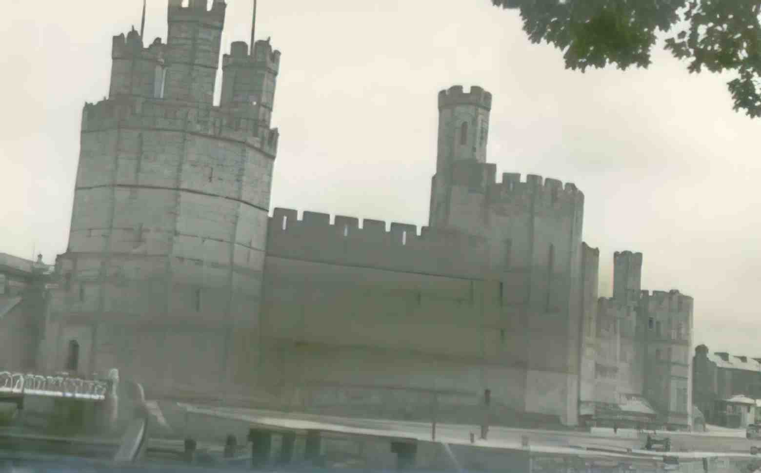 Caernarfonshire Carnarfon Castle Picture Vintage A4 Photo Print