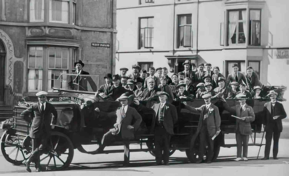 Caernarfonshire Llandudno Charabanc c1920 Vintage A4 Photo Print