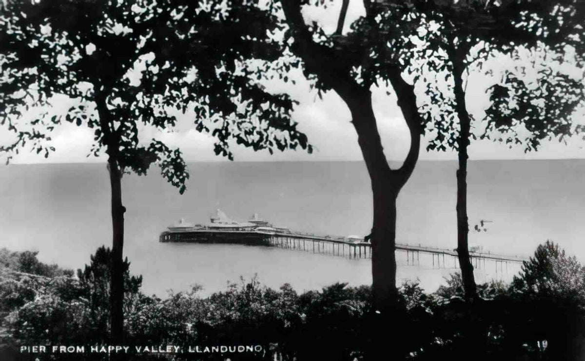 Caernarfonshire Llandudno Pier from Happy Valley mid 1930s Vintage A4 Photo Print