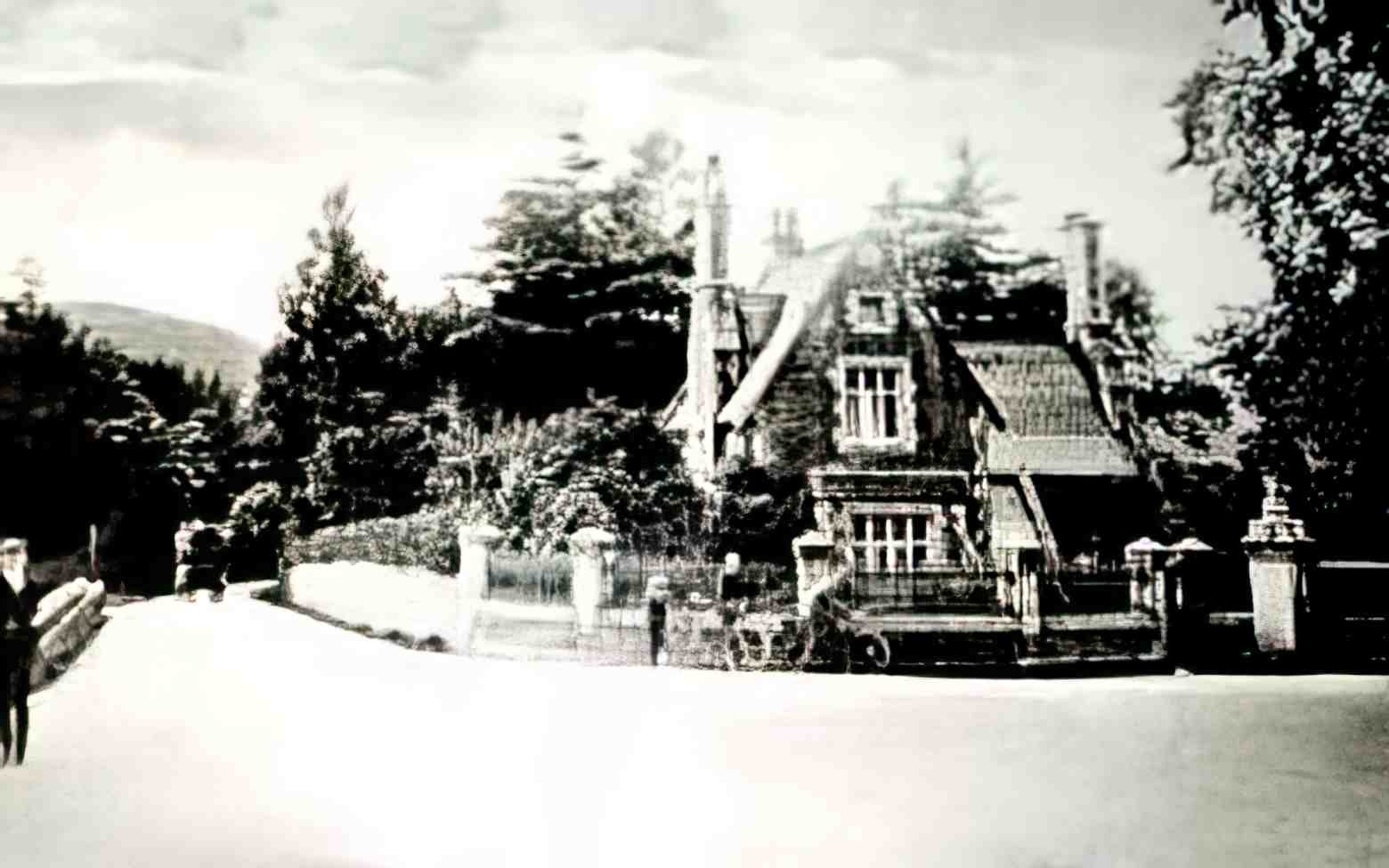 Caernarfonshire Llanfairfechan Brynyneuadd Lodge 1900s Vintage A4 Photo Print