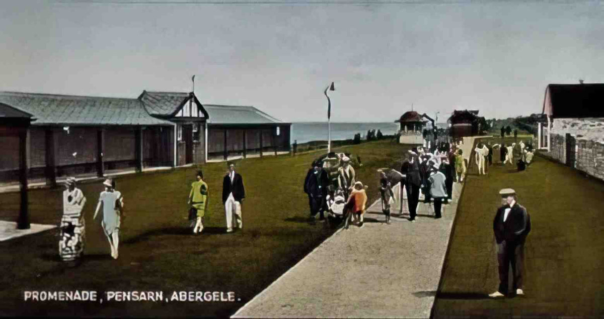 Caernarfonshire Pensarn Promenade Vintage A4 Photo Print
