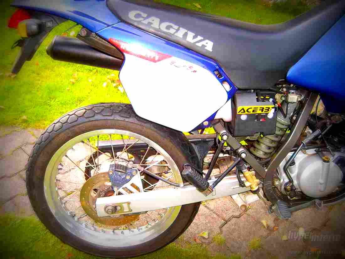Cagiva W8 125 1992 5 motorbike A4 Photo Print