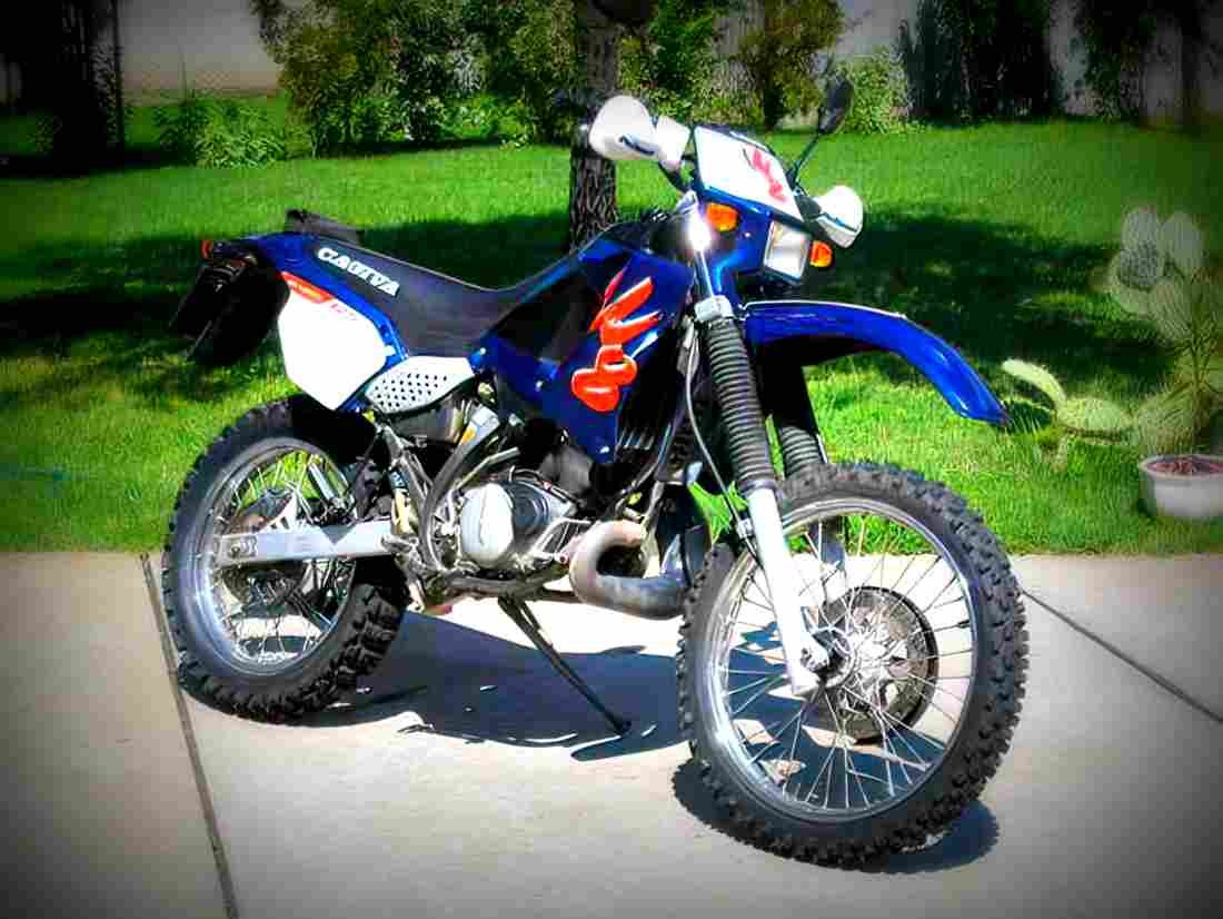 Cagiva W8 1998 1 motorbike A4 Photo Print