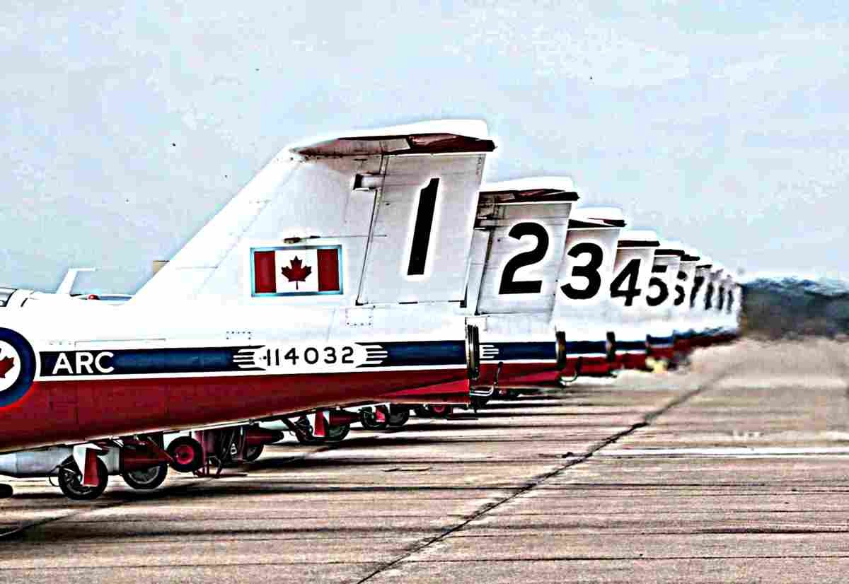 Canadair Ct114 Tutor Advanced Jet Trainer 3 (2) Military A4 Photo Print