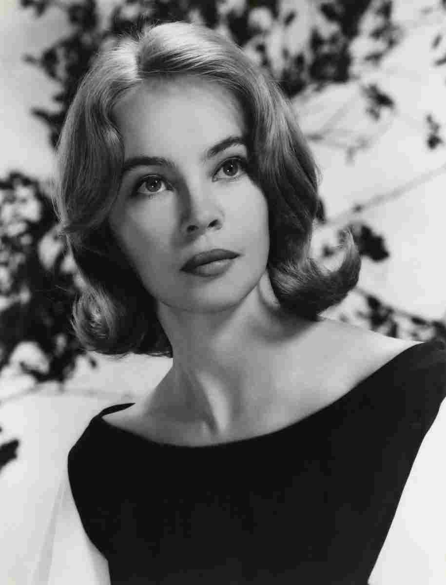 Caron Leslie 3 film star poster A4 Photo Print